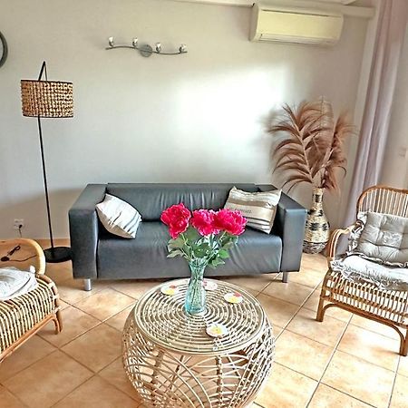 Appartement Les Pins Bleus A8 Sainte-Maxime Kültér fotó