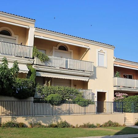 Appartement Les Pins Bleus A8 Sainte-Maxime Kültér fotó