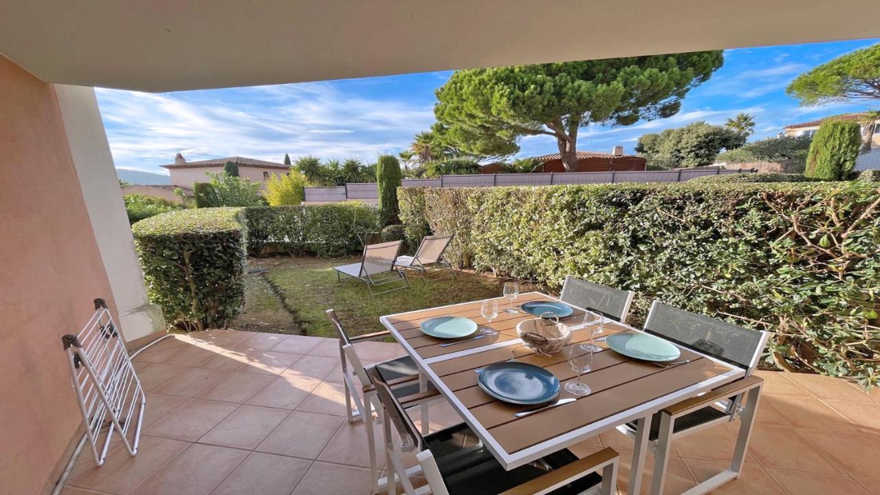 Appartement Les Pins Bleus A8 Sainte-Maxime Kültér fotó