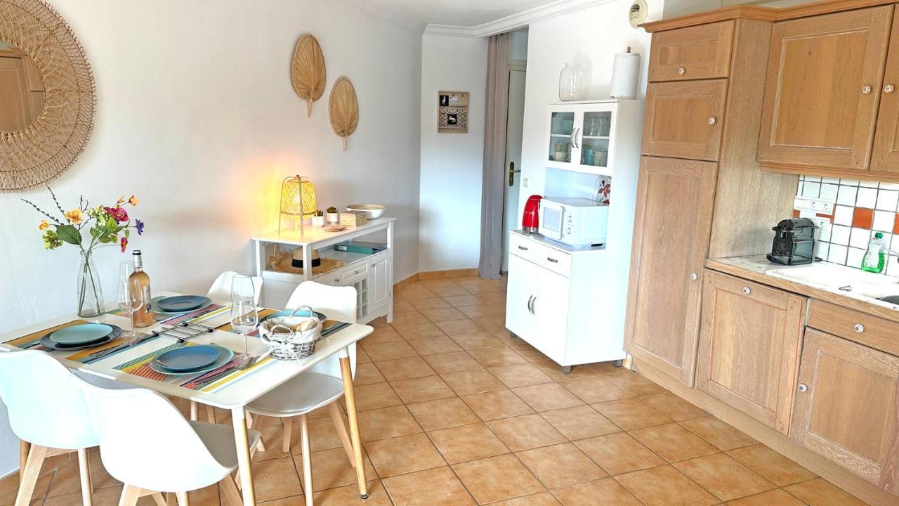 Appartement Les Pins Bleus A8 Sainte-Maxime Kültér fotó