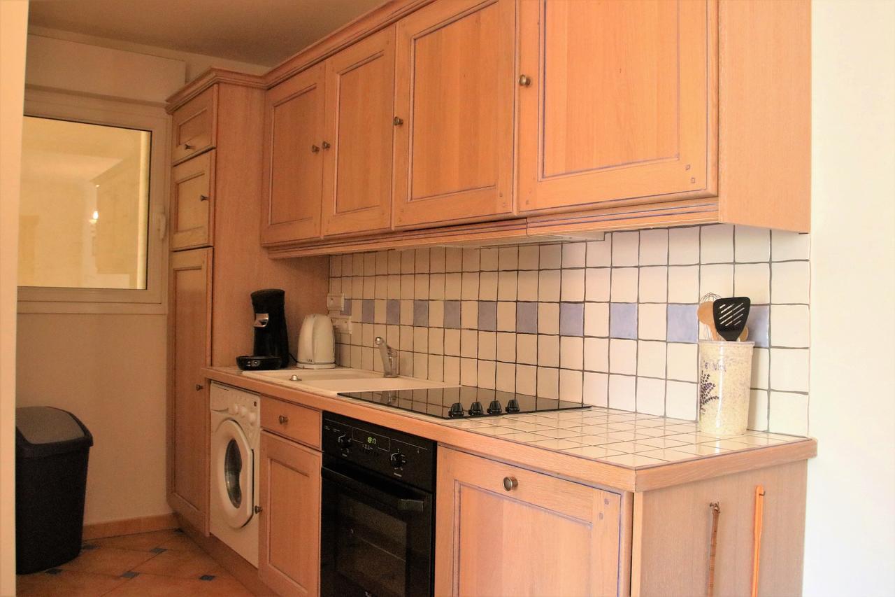Appartement Les Pins Bleus A8 Sainte-Maxime Kültér fotó