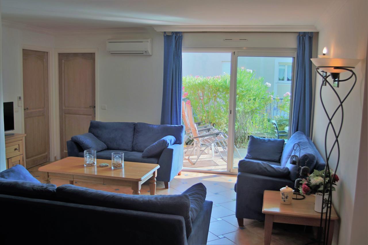 Appartement Les Pins Bleus A8 Sainte-Maxime Kültér fotó